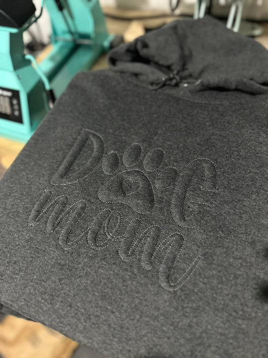 Dog Mom; Puff/Embroidery
